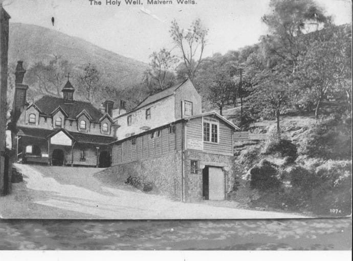 Old photo of The Holywell and Holywell cottage