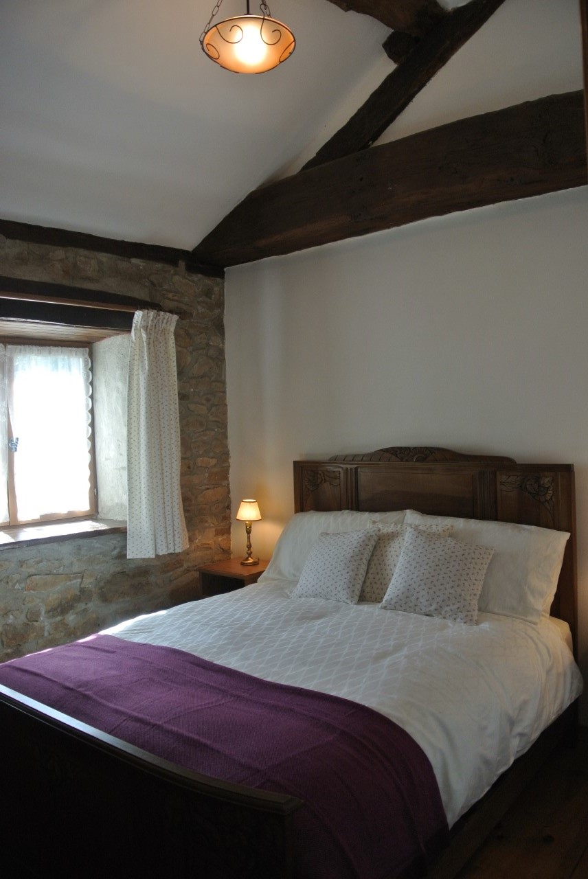 Pretty double bedroom