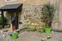 La Violette - small terrace with Olive tree