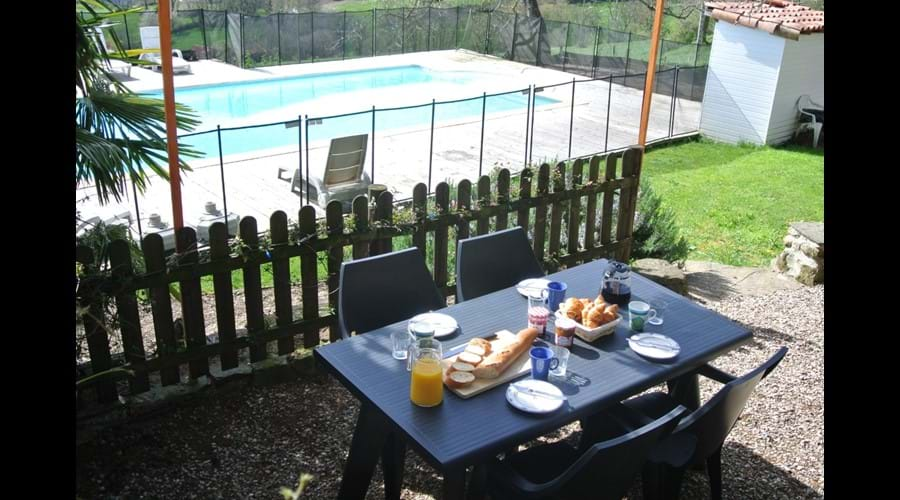 La Violette large terrace, with pool view