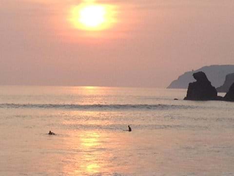 Sunset surfing Muckross