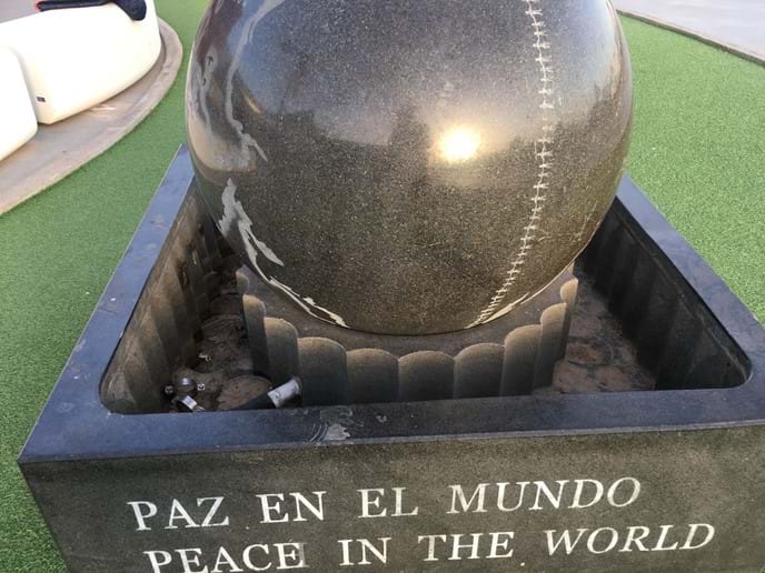 Peace in the World / Paz en el Mundo sculpture Rubimar Shopping Centre Marina Rubicon