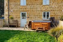 Hot Tub at The Stables