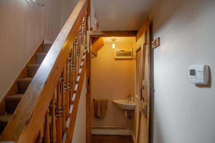 Laverock Lodge stairs and downstairs toilet