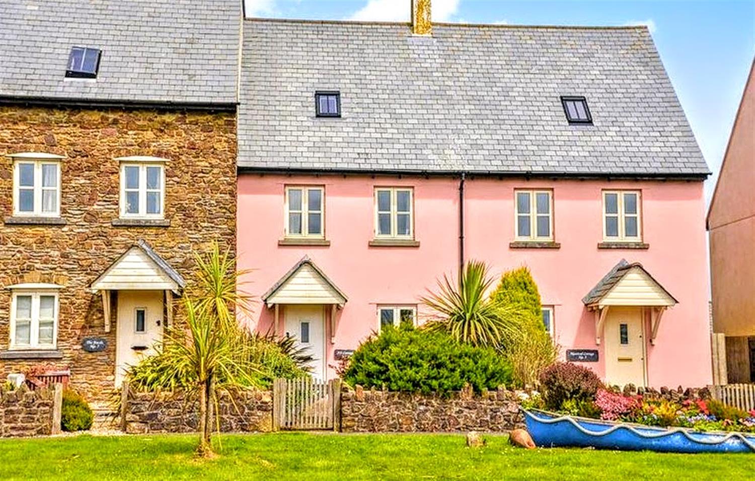 Family holiday cottage. Brixham. South Devon