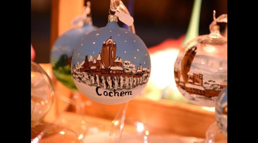 Time To Decorate That Tree ?