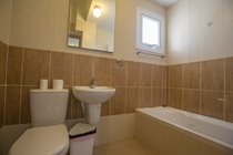 Coralli Spa -  3 Bed Villa Room - Family Bathroom