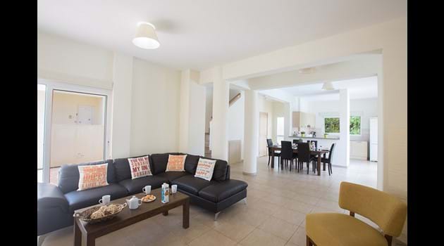 Coralli Spa 3 Bed Villa Room - Open Plan Living