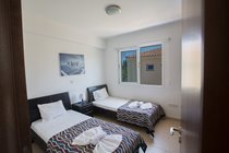 Crystal Villa 9 - Twin Bedroom