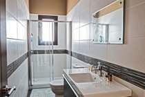 Villa Mansion - Bathroom