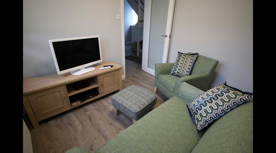 Sung TV Room. 32" HD TV with Sky Q box & Playstation 3 with selection of games.