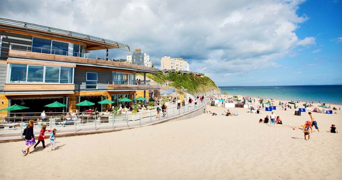 Luxury Tenby seaside holiday home rental