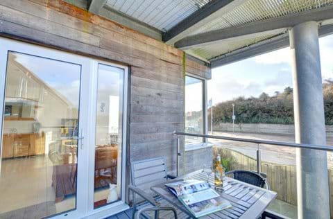 Alfresco drinks on the deck