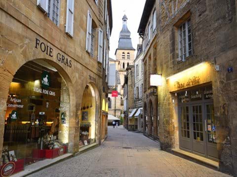 Another view of Sarlat town