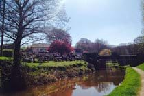 Lunchstop by the Canal