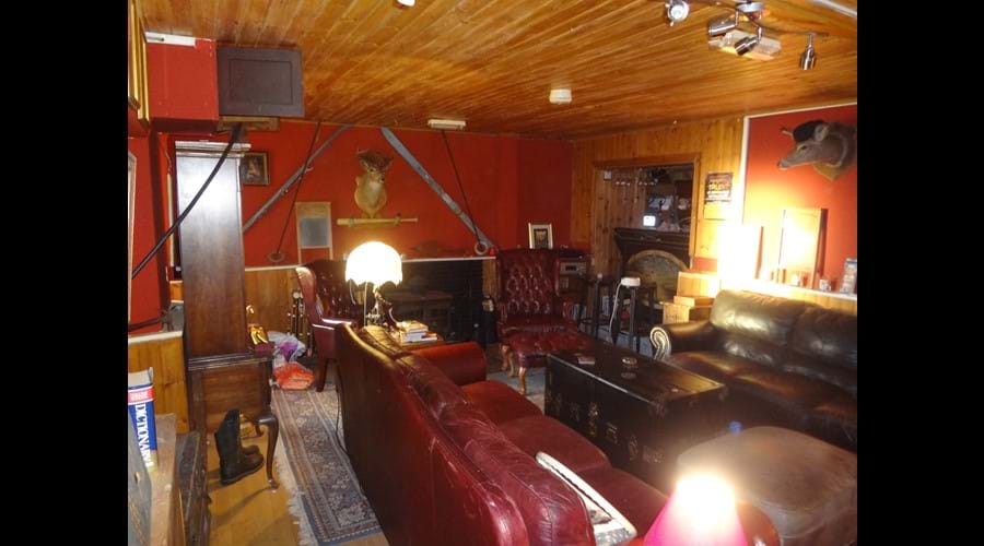 The small bar (Snug)