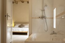 En Suite bathroom in the Guardians Cottage