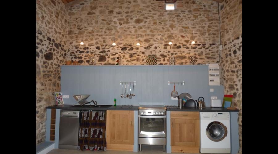 River View Cottage kitchen with vaulted ceiling