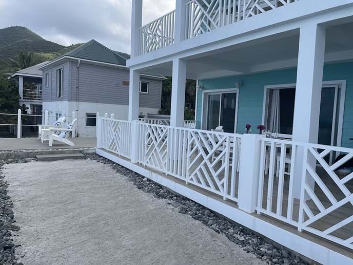 Apple Tide Sea Wall Area