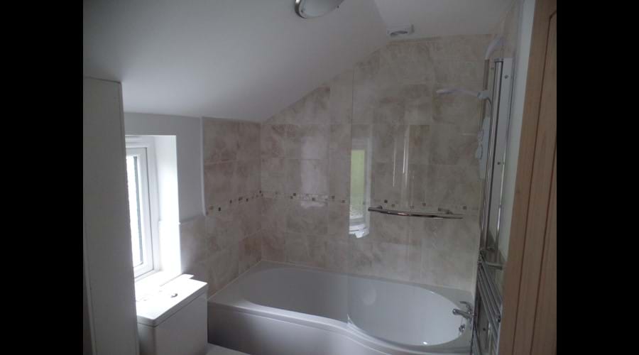 Upstairs Family Bathroom