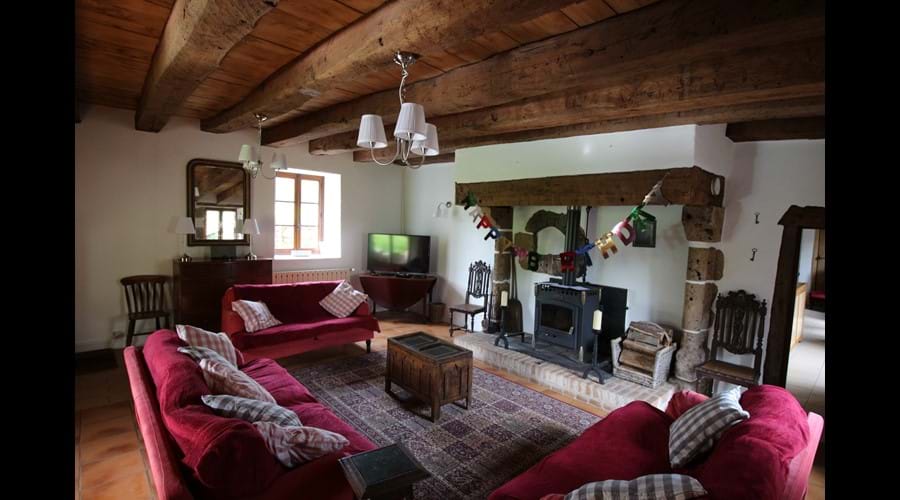 Flat screen TV with UK channels