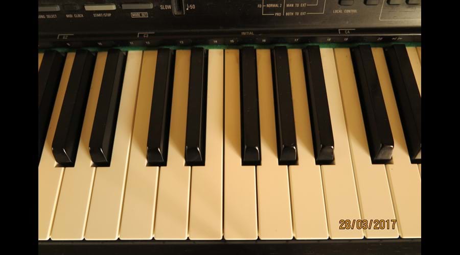 Piano with sheet music for all abilities