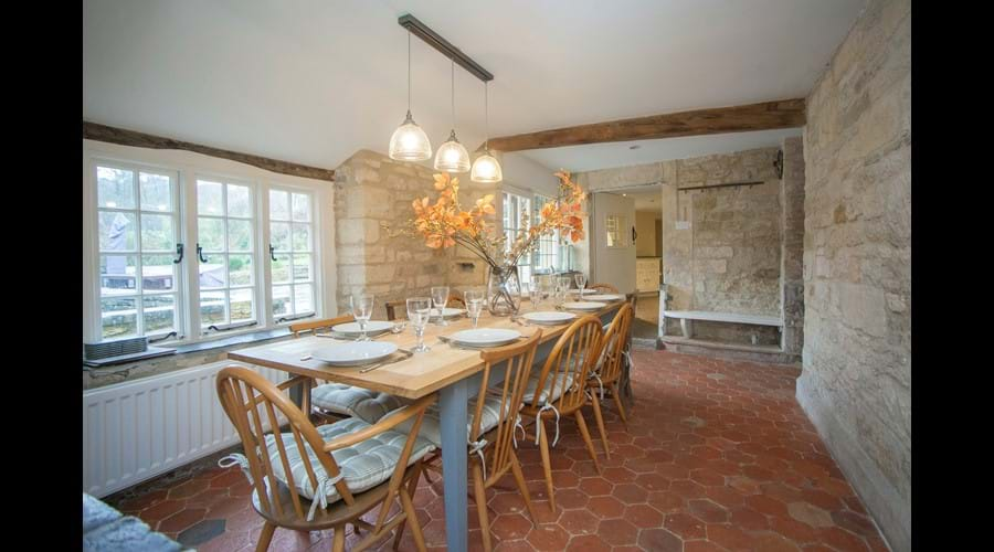 Large dining area - perfect for entertaining