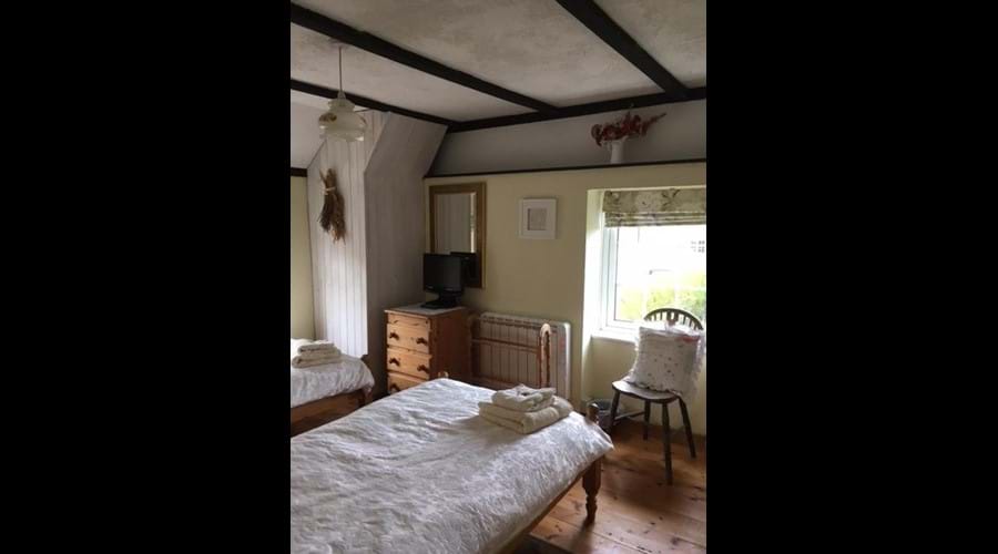 Twin Bedroom