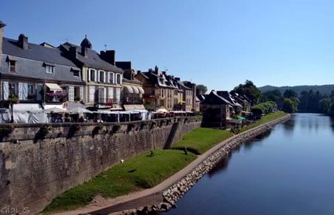 Montignac sits on the Vézère river - a beautiful setting