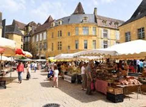 Sarlat market is a great experience and one you must try