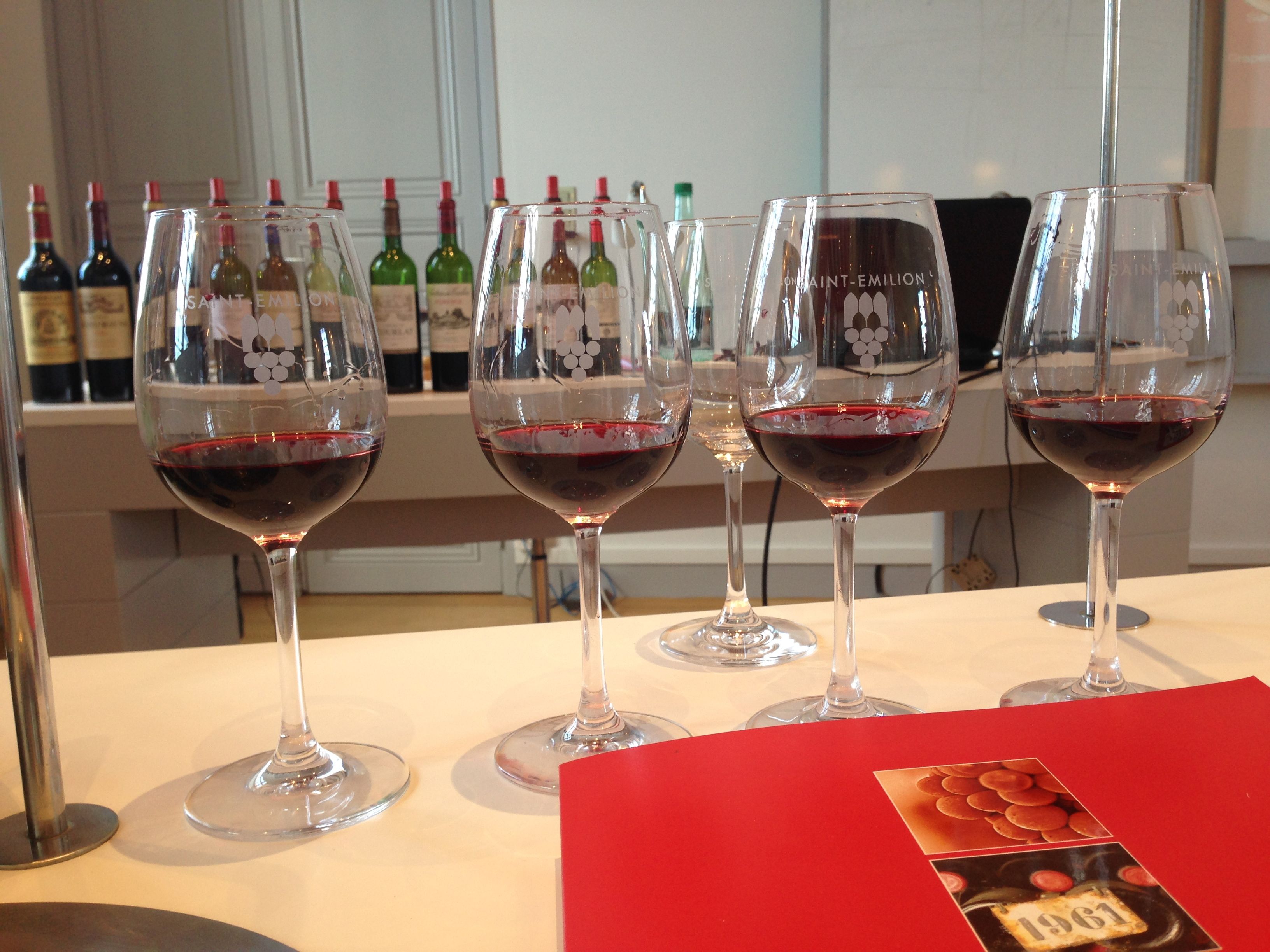 A glass of wine overlooking the vineyards, ending a relaxed day exploring Bordeaux from Bonté.