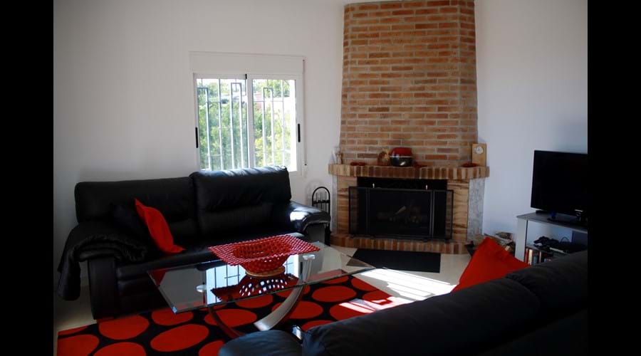 Lounge with log fire for cosy winter nights