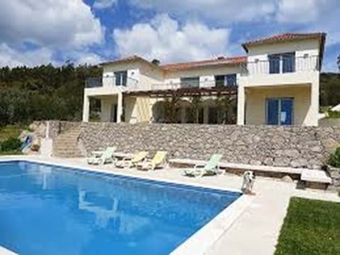 Nice villa with pool