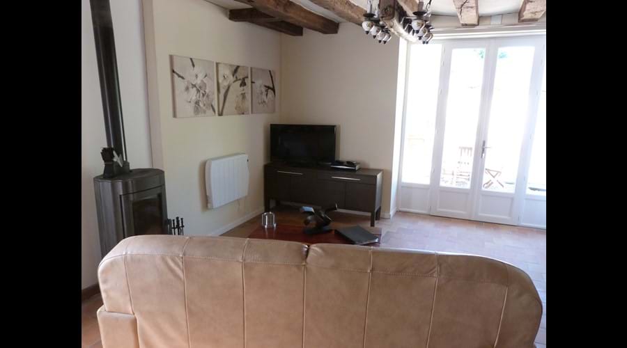 With wood burner and both UK and French TV