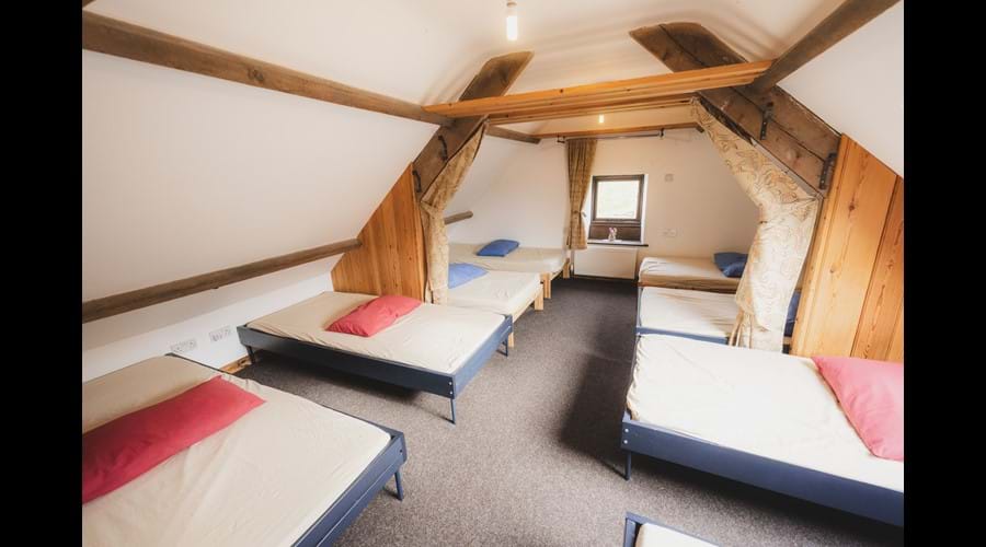 Dorm in bunkbarn sleeps 10