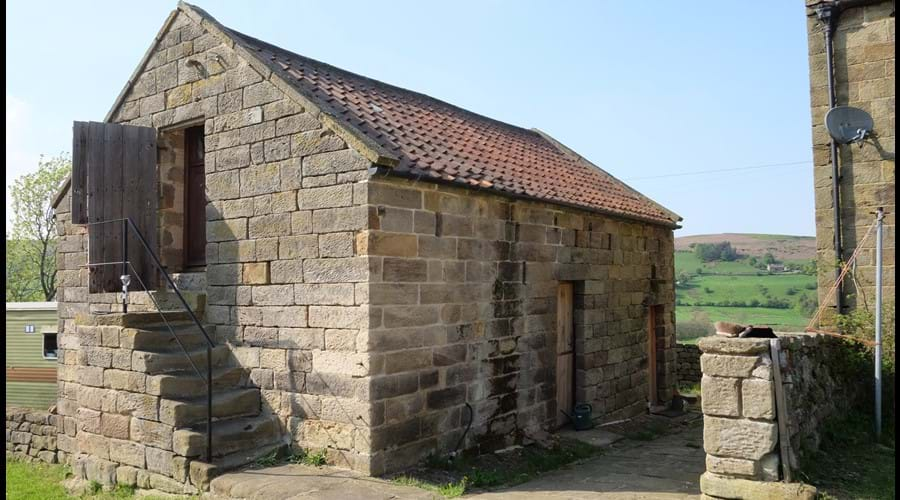 Simple Camping Barn, exterior