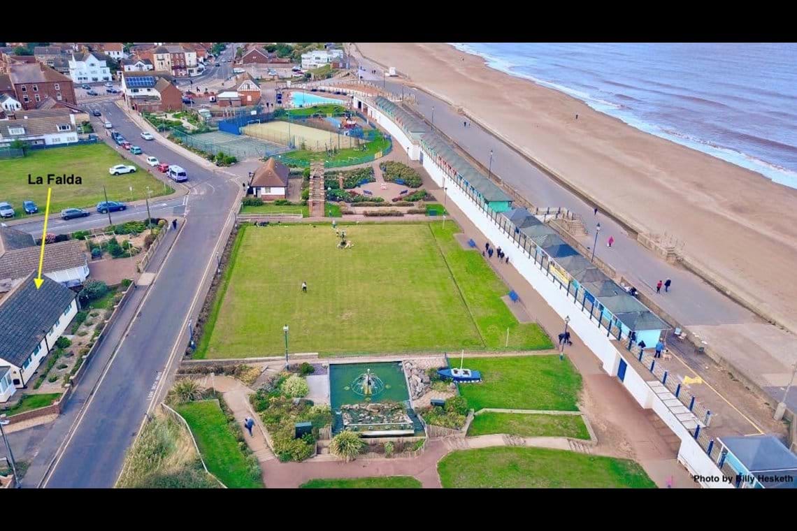 Sutton on Sea Holiday Cottage Dog Friendly, Self Catering Bungalow