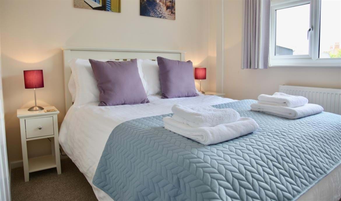 Sutton on Sea Holiday Cottage - Dog Friendly, Self Catering Bungalow