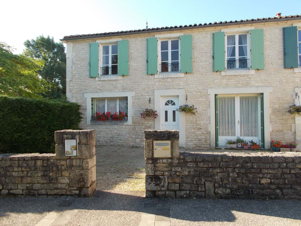 Family Friendly Gites And Rooms In The Charente Petit Bijou