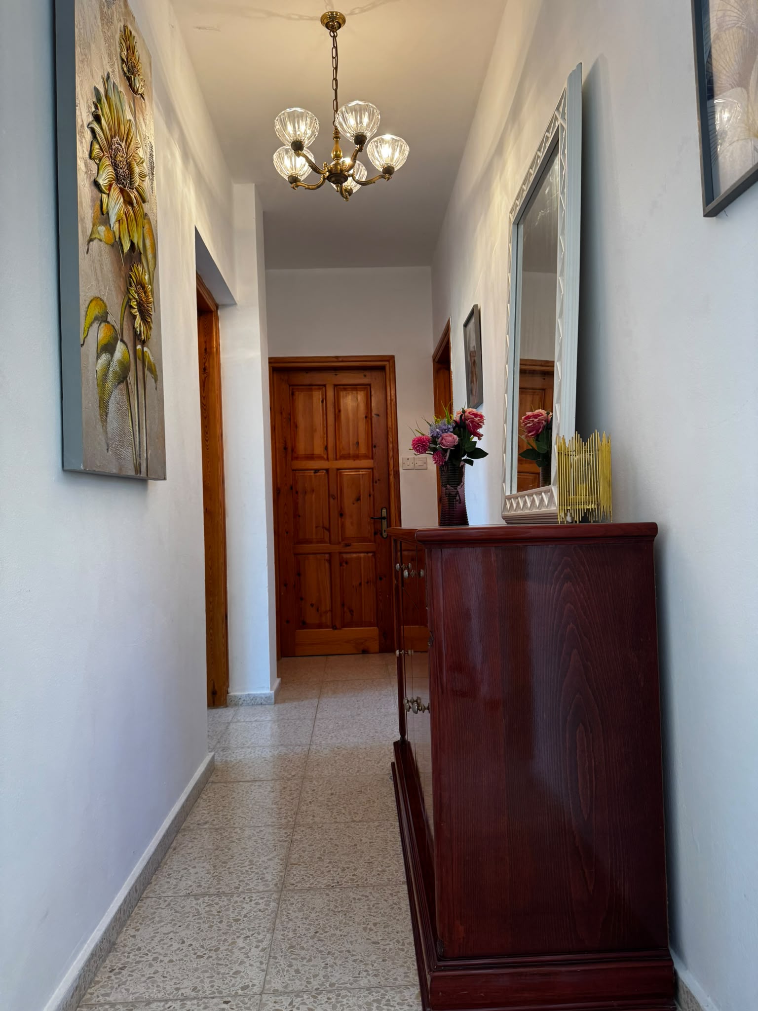 Hallway - leading to the bedrooms and family bathroom