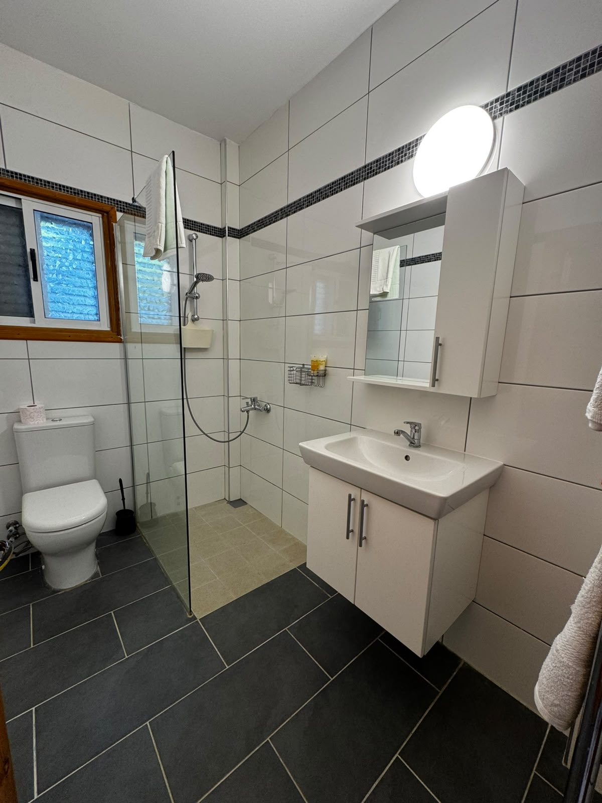 En-Suite Bathroom