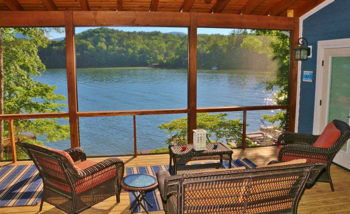 Vacation Rental House At Lake Lure Bella Sophia Lodge