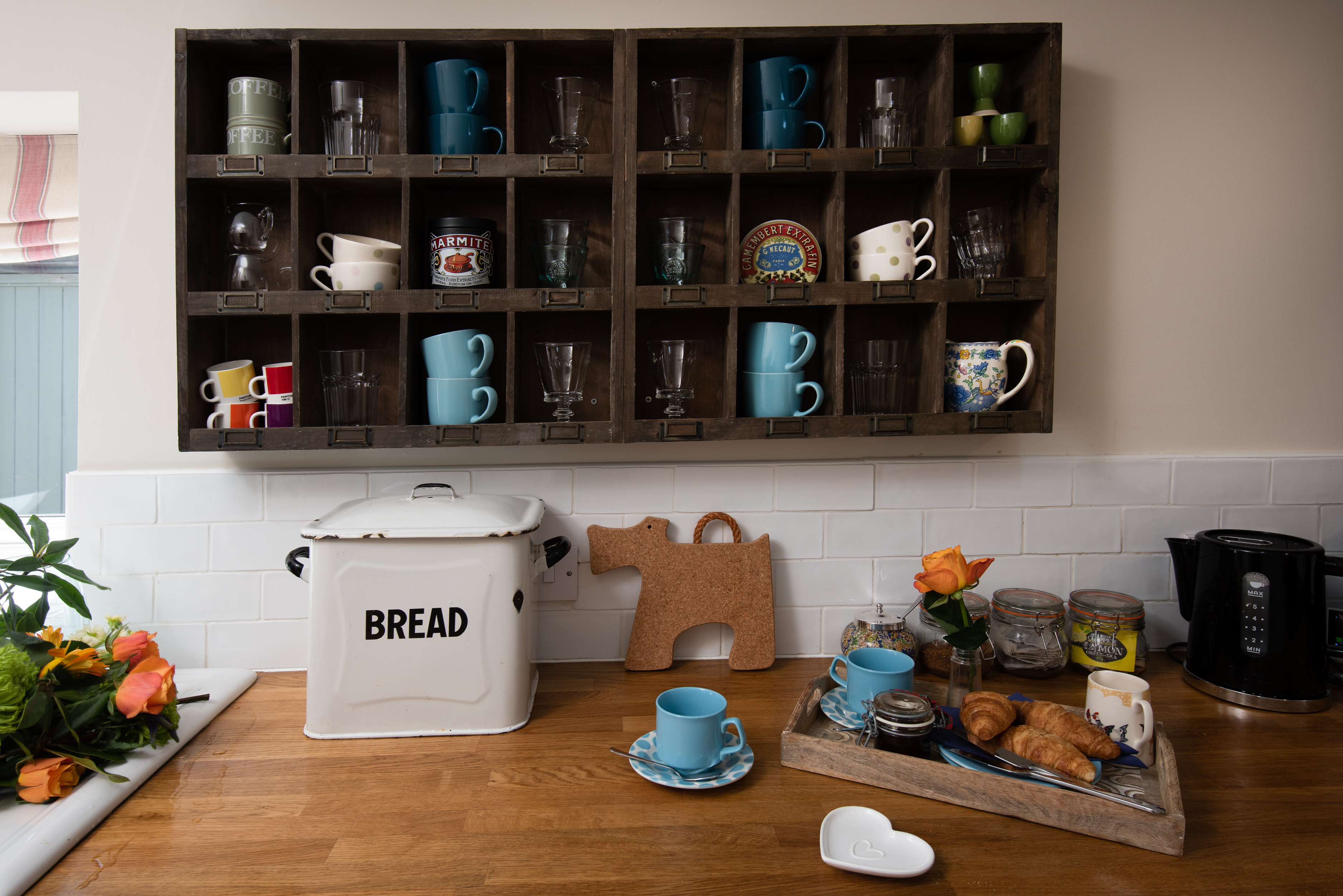 You might like to treat your loved one to breakfast in bed... there’s no need to rush here.