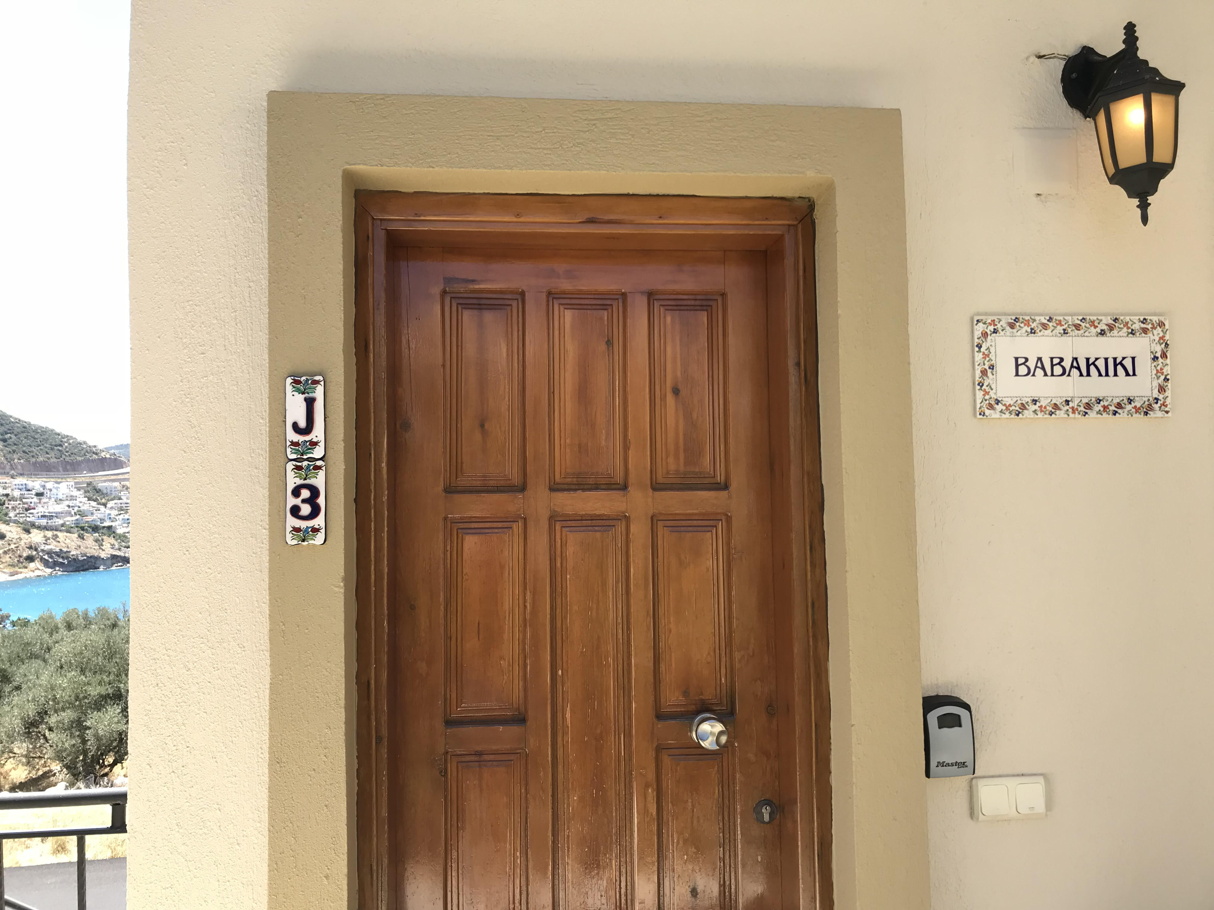 Entrance with Key Safe