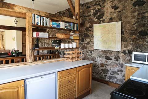 Goosepen Cottage kitchen