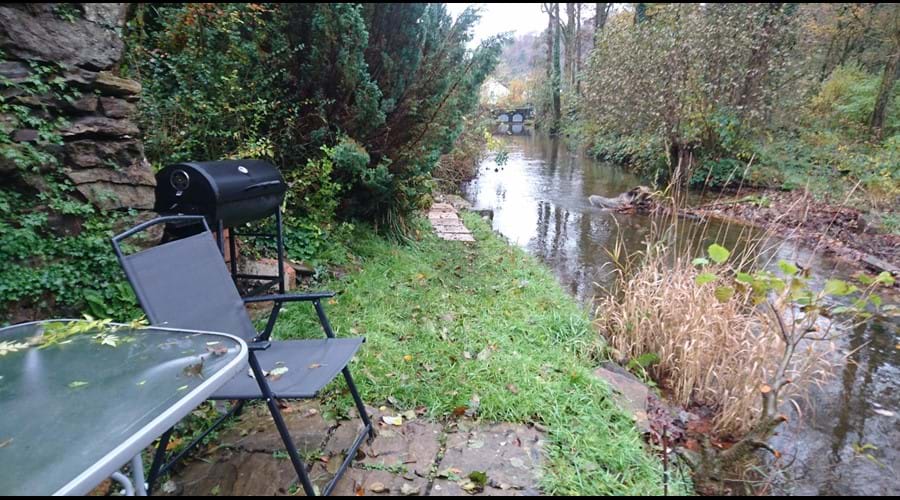 barbecue or breakfast by the river