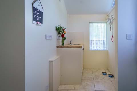 Perfect for mucky paws... & walking boots!