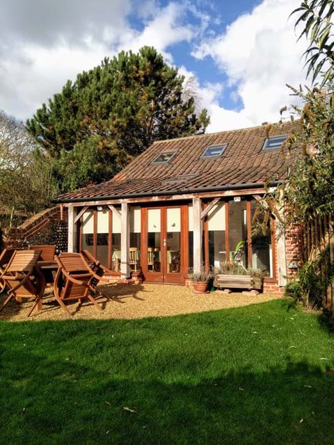 Enclosed rear garden at the Cattle Sheds