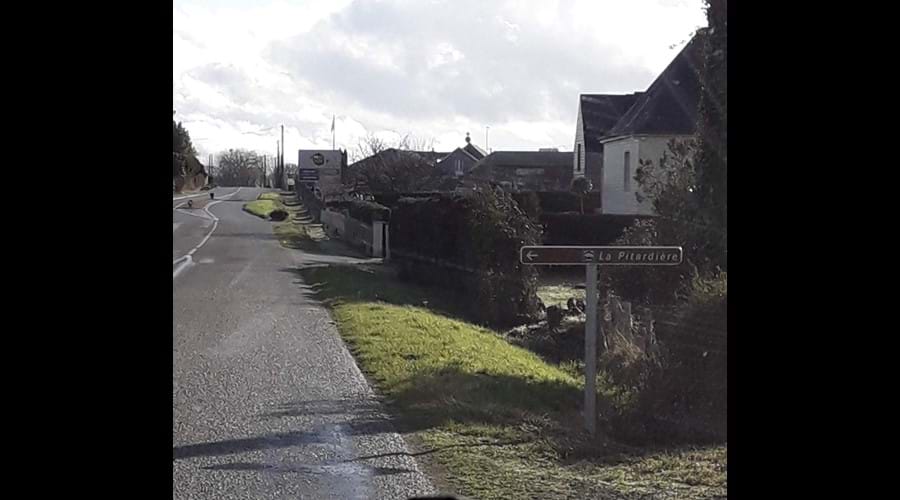 Sign showing to turn left into La Pitardiere