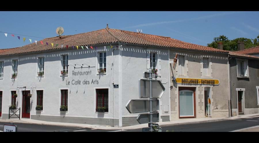 Restaurant & Bakery